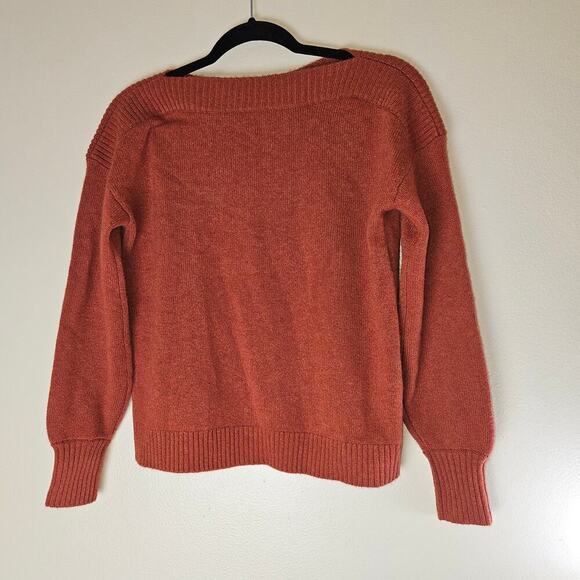 Garnet Hill 100% cashmere orange long sleeve sweater - Picture 2 of 7